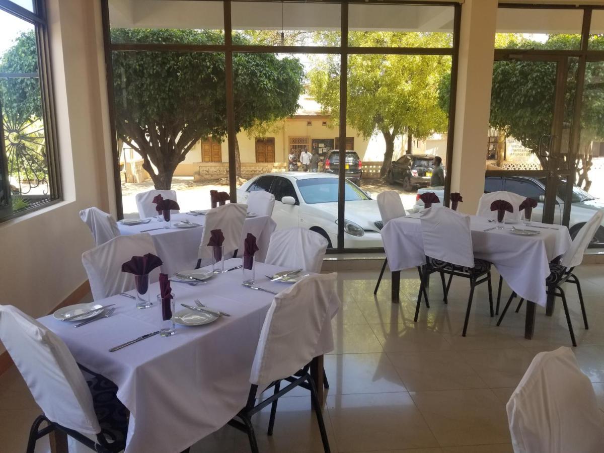 Hotel Buffalo Moshi Dış mekan fotoğraf